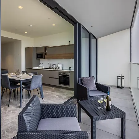 Apartamento On Cloud Nine In Malta's Tallest Tower