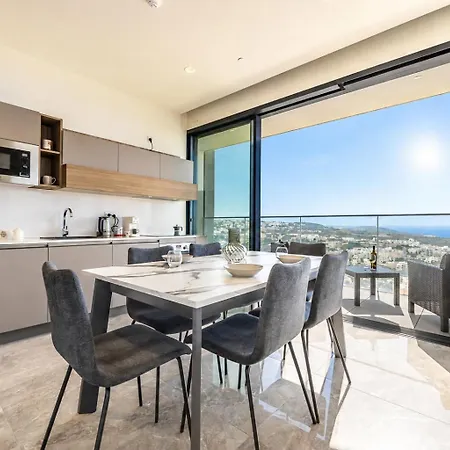 Apartamento On Cloud Nine In Malta's Tallest Tower