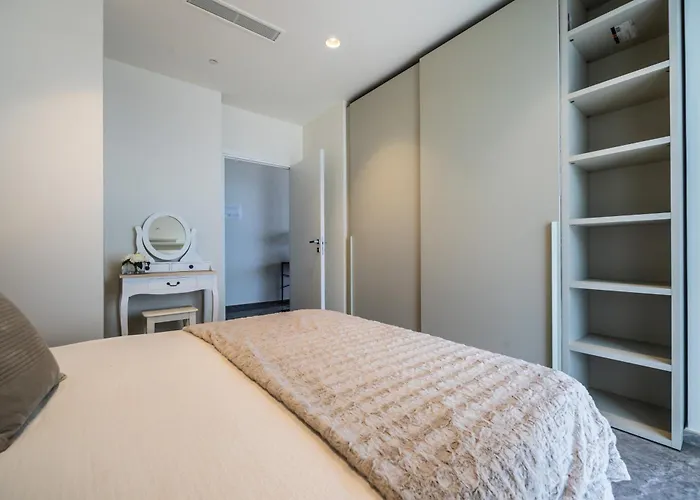 Апартаменты On Cloud Nine In Malta's Tallest Tower