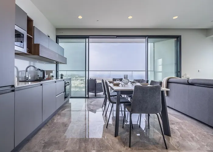 Апартаменты On Cloud Nine In Malta's Tallest Tower