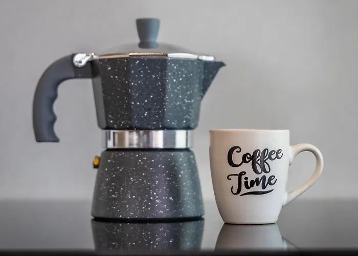 On Cloud Nine In Malta's Tallest Tower Апартаменты