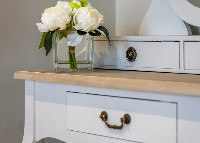 On Cloud Nine In Malta's Tallest Tower Апартаменты